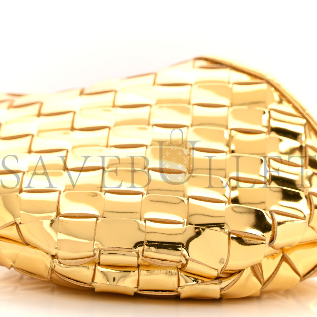 bo*te*ga Ve*ne*ta mirror laminated nappa intrecciato mini sardine bag gold (20*14*3cm)